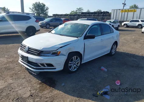 2015 Volkswagen Jetta 2.0L S из США, поврежденный, VIN 3VW2K7AJ3FM228502